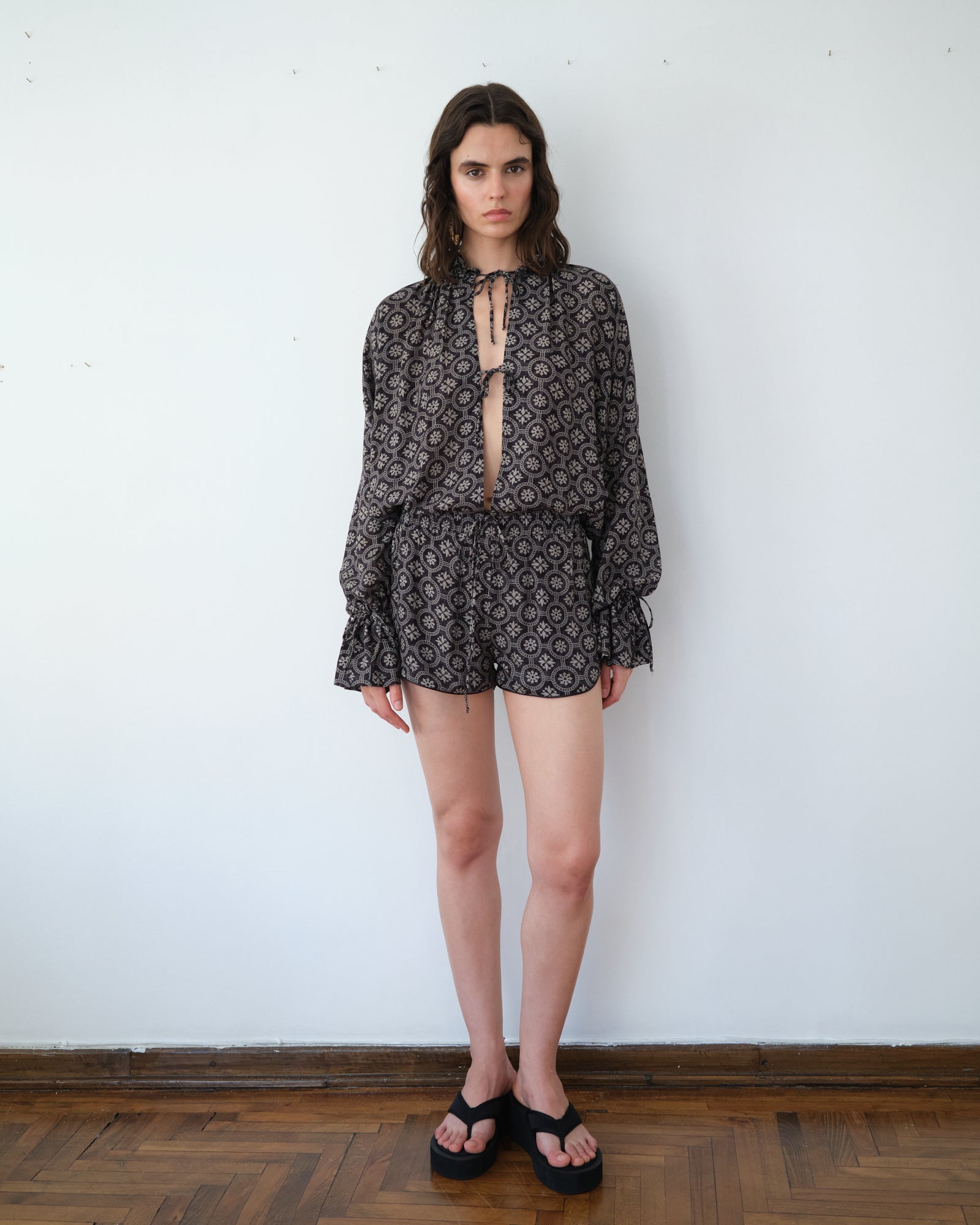 Mini Boxy Shorts Black